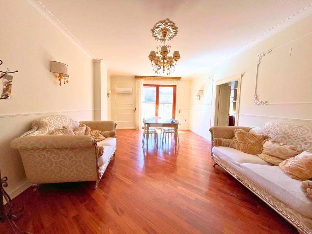 casa indipendente in vendita a San Severo