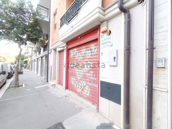 locale commerciale in vendita a San Severo