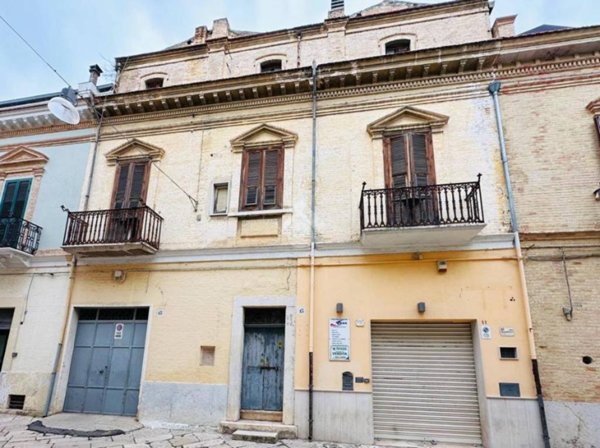 casa indipendente in vendita a San Severo