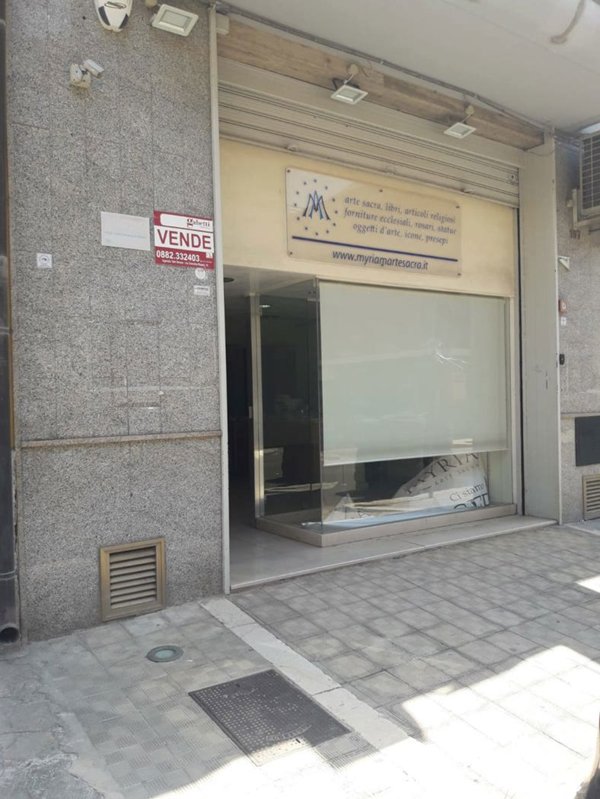 negozio in vendita a San Severo