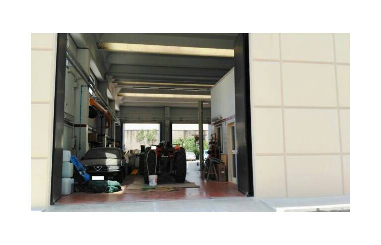 locale commerciale in vendita a San Severo