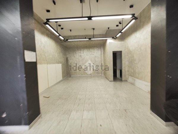 locale commerciale in vendita a San Severo