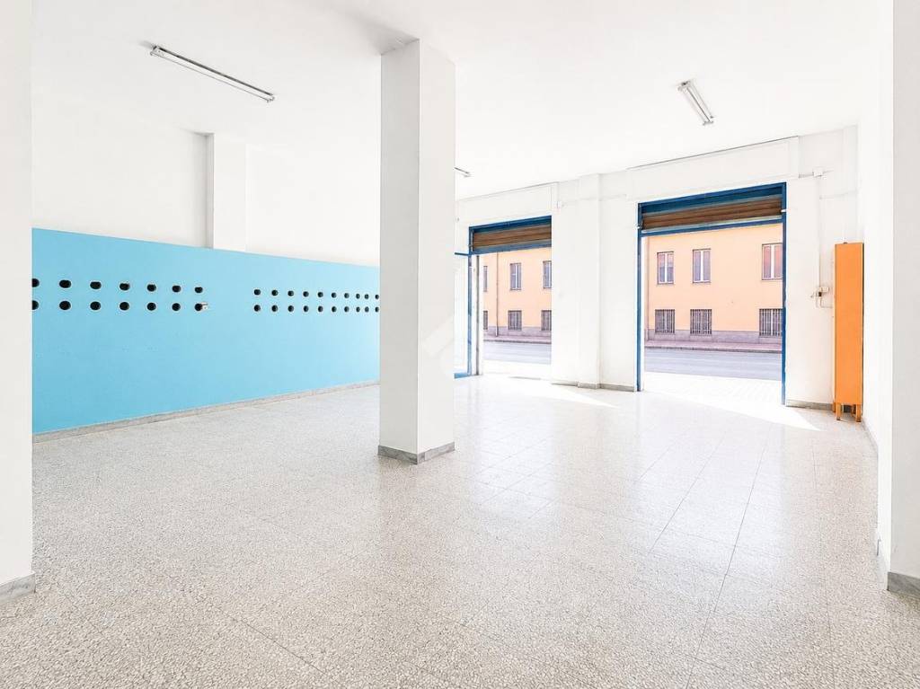 locale commerciale in vendita a San Severo