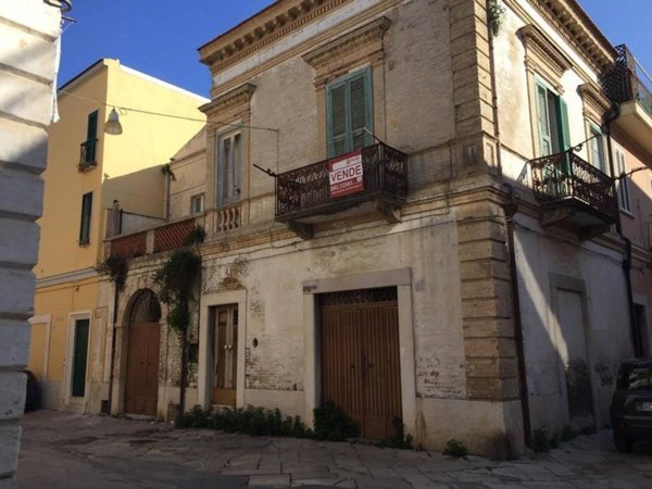 casa indipendente in vendita a San Severo in zona Centro Storico