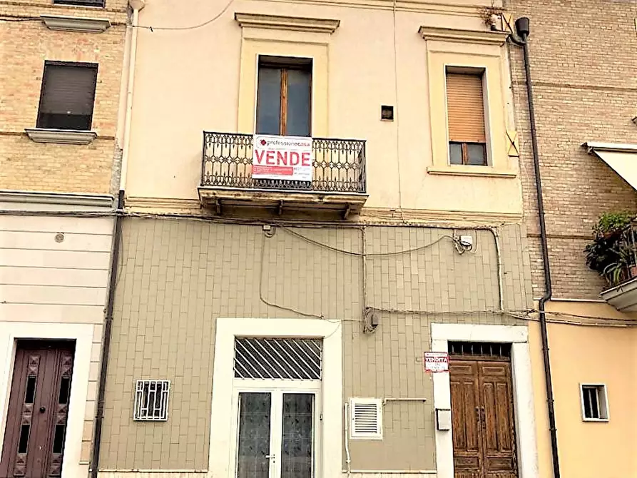casa indipendente in vendita a San Severo
