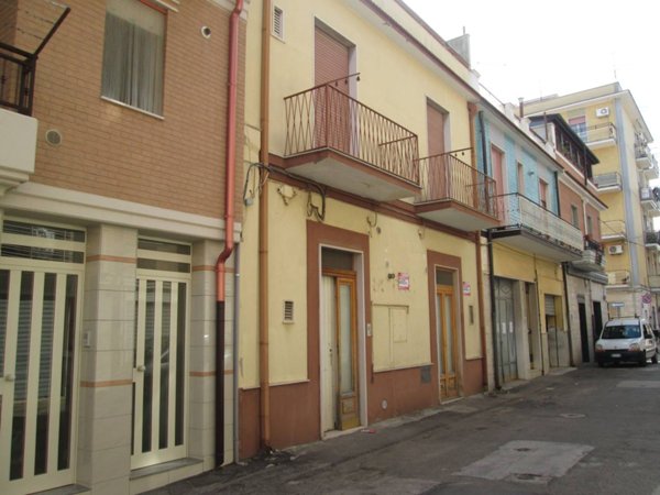 casa indipendente in vendita a San Severo