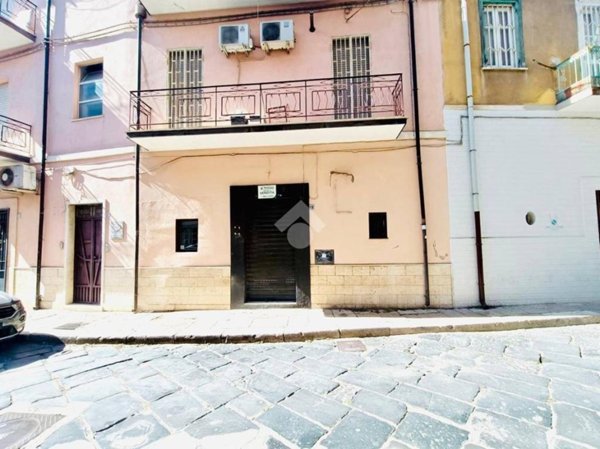 negozio in vendita a San Severo in zona Centro Storico