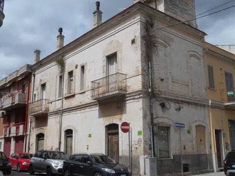 casa indipendente in vendita a San Severo