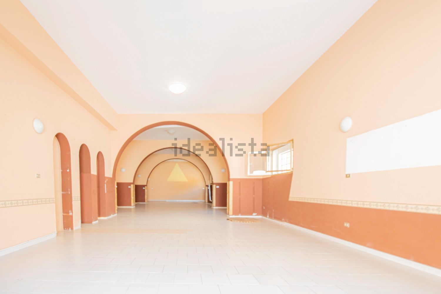 locale commerciale in vendita a San Severo