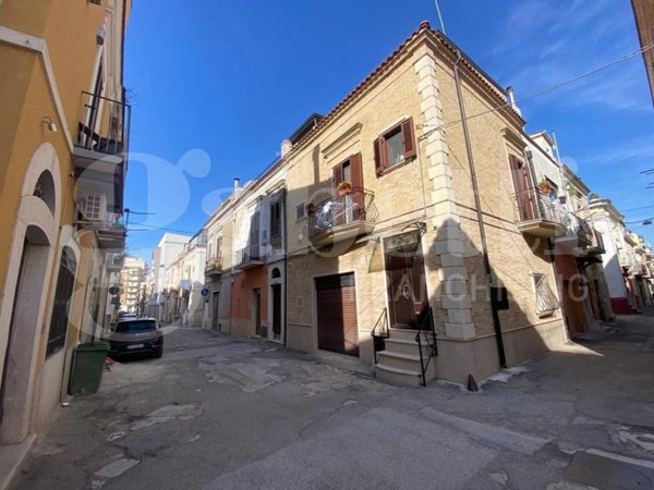 casa indipendente in vendita a San Severo