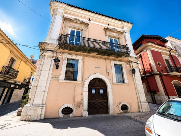 ufficio in vendita a San Severo in zona Centro Storico