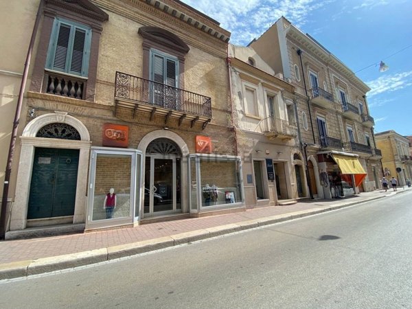 casa indipendente in vendita a San Severo