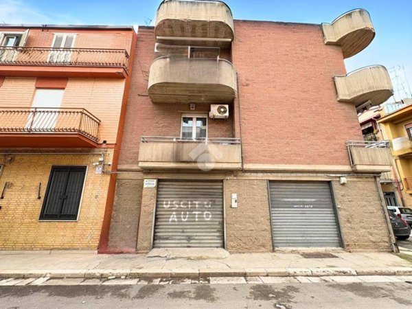 locale commerciale in vendita a San Severo