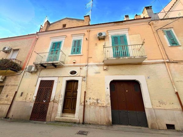 casa indipendente in vendita a San Severo