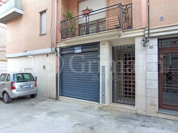 box auto in vendita a San Severo