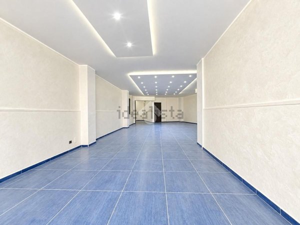 locale commerciale in vendita a San Severo