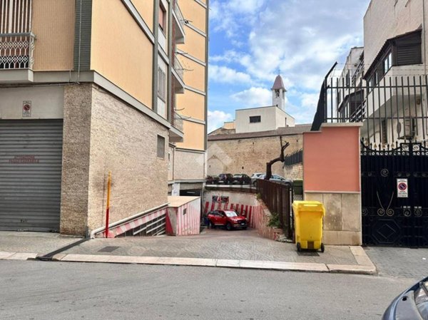 locale commerciale in vendita a San Severo