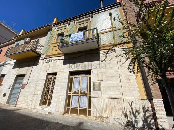casa indipendente in vendita a San Severo