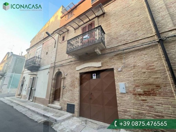 casa indipendente in vendita a Serracapriola