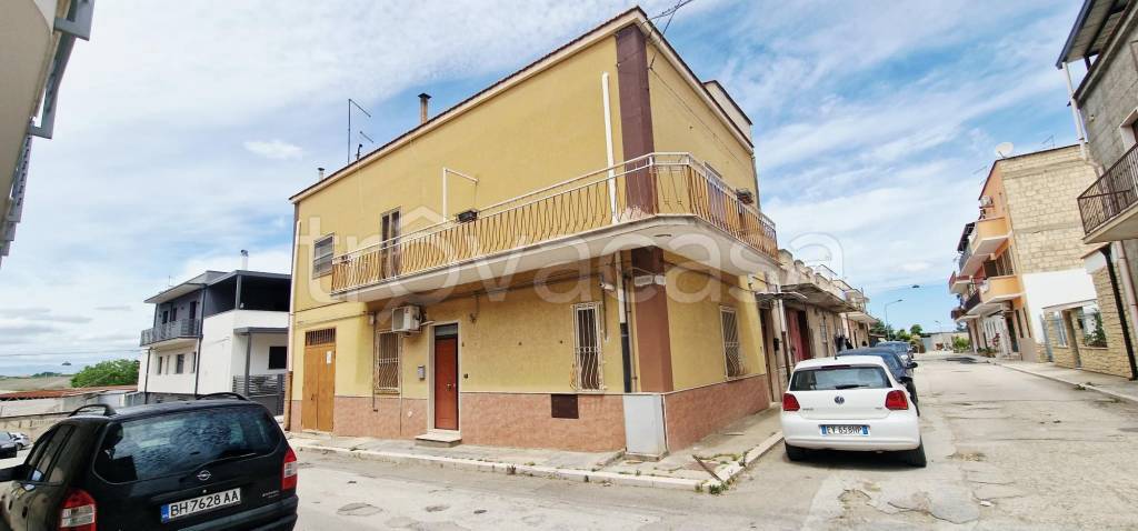 appartamento in vendita a Stornara