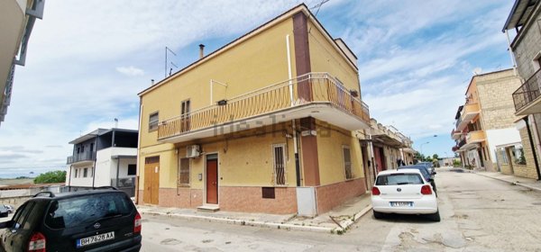 appartamento in vendita a Stornara