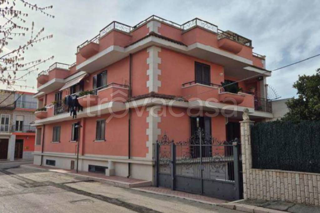 appartamento in vendita a Stornarella