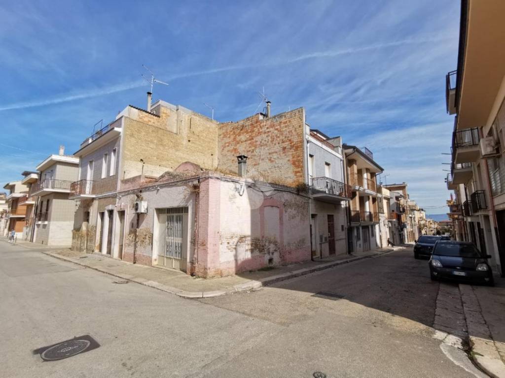 casa indipendente in vendita a Torremaggiore