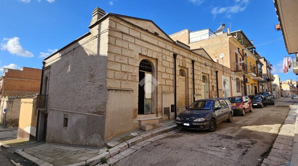 casa indipendente in vendita a Torremaggiore