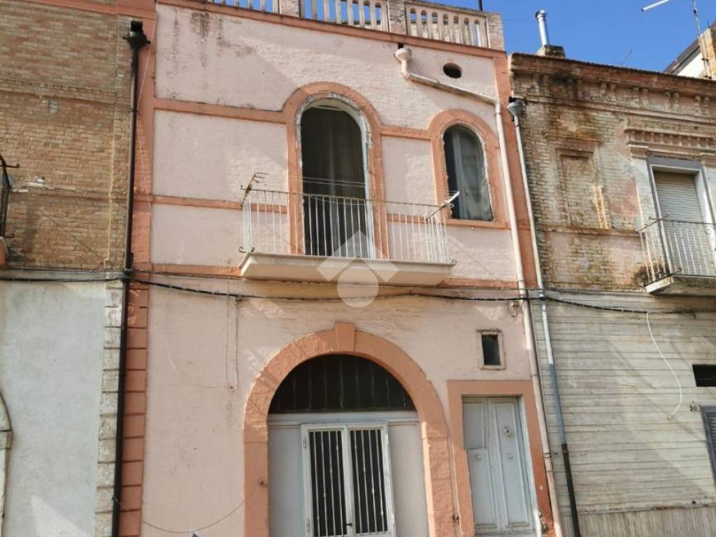 casa indipendente in vendita a Torremaggiore