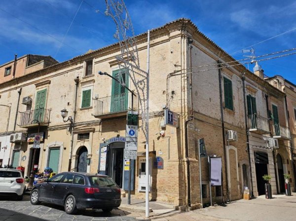 casa indipendente in vendita a Torremaggiore