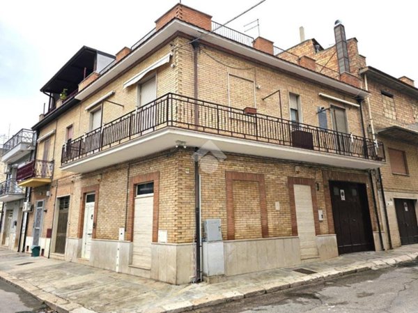 casa indipendente in vendita a Torremaggiore