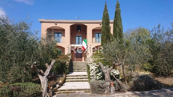 casa indipendente in vendita a Torremaggiore