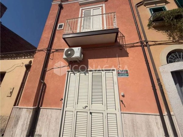 casa indipendente in vendita a Torremaggiore