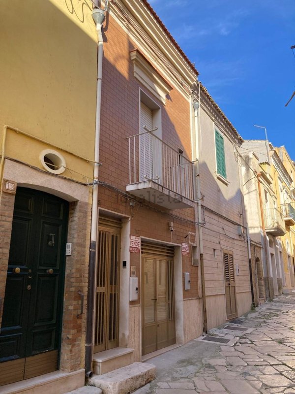 casa indipendente in vendita a Torremaggiore