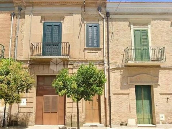 casa indipendente in vendita a Torremaggiore