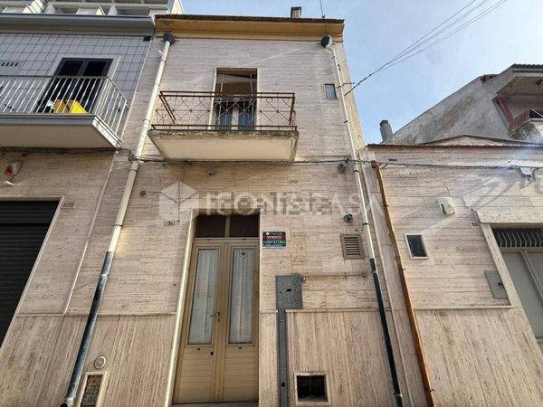 casa indipendente in vendita a Torremaggiore