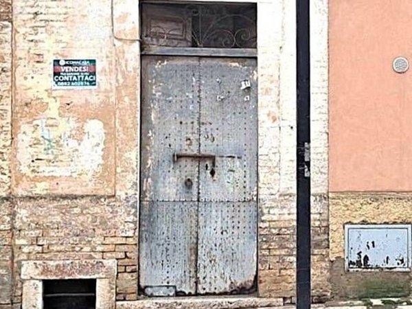 negozio in vendita a Torremaggiore