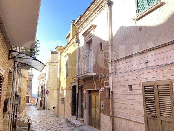 casa indipendente in vendita a Torremaggiore