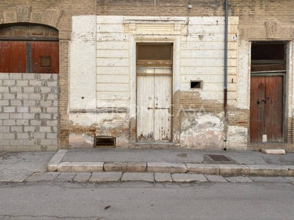 casa indipendente in vendita a Torremaggiore