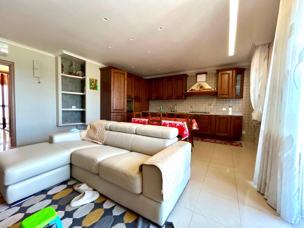 casa indipendente in vendita a Torremaggiore