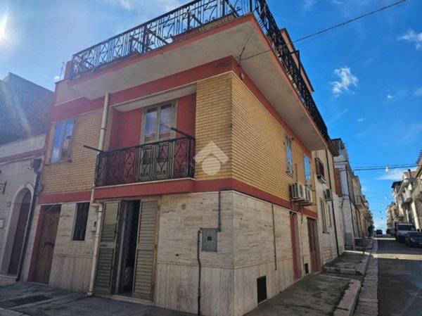 casa indipendente in vendita a Torremaggiore