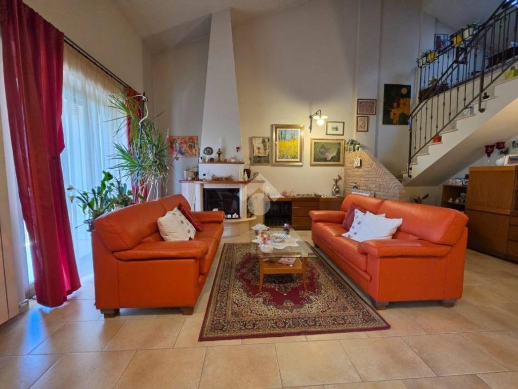 casa indipendente in vendita a Torremaggiore
