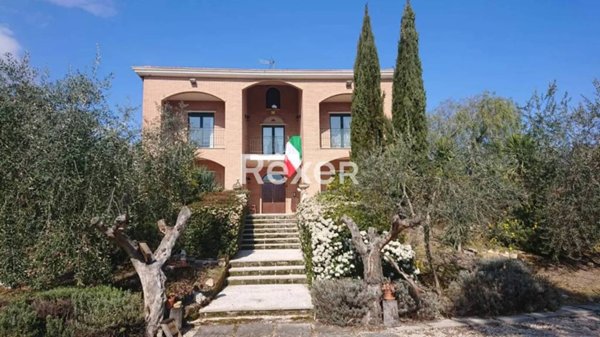 casa indipendente in vendita a Torremaggiore