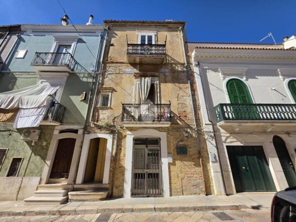 casa indipendente in vendita a Torremaggiore