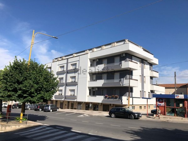 ufficio in vendita a Troia