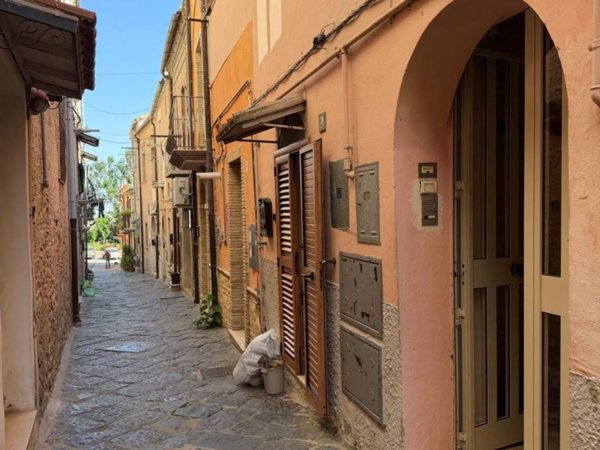 appartamento in vendita a Troia