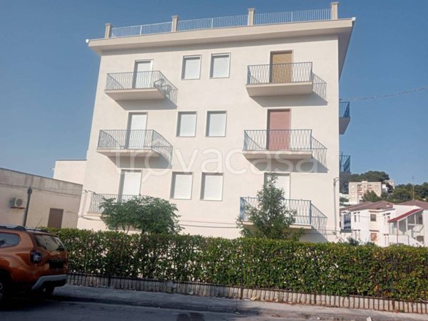 appartamento in vendita a Vico del Gargano in zona San Menaio