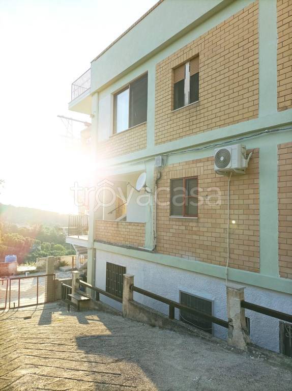 appartamento in vendita a Vico del Gargano in zona San Menaio