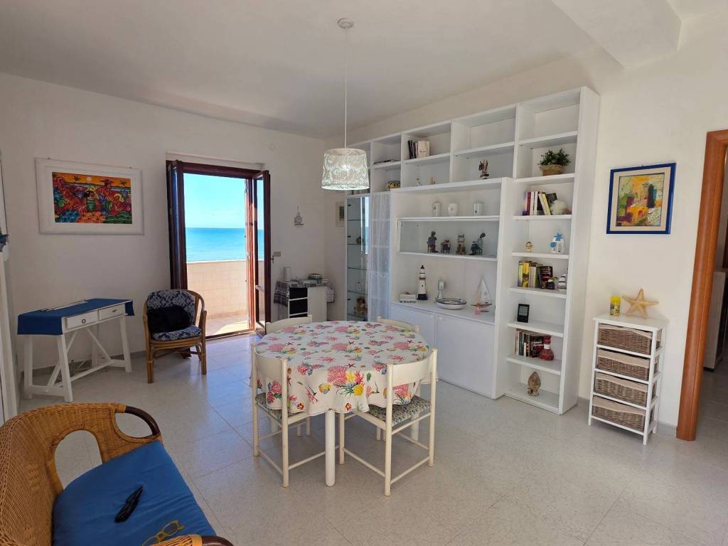 appartamento in vendita a Vico del Gargano in zona San Menaio