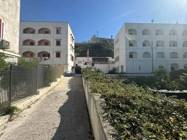 appartamento in vendita a Vico del Gargano in zona San Menaio